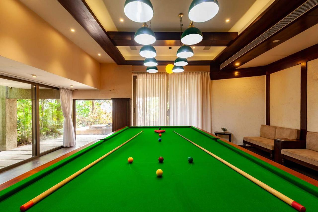 The Blue Horizon By Stayvista: Beachfront Villa with Pool and Games Alibag Exterior photo